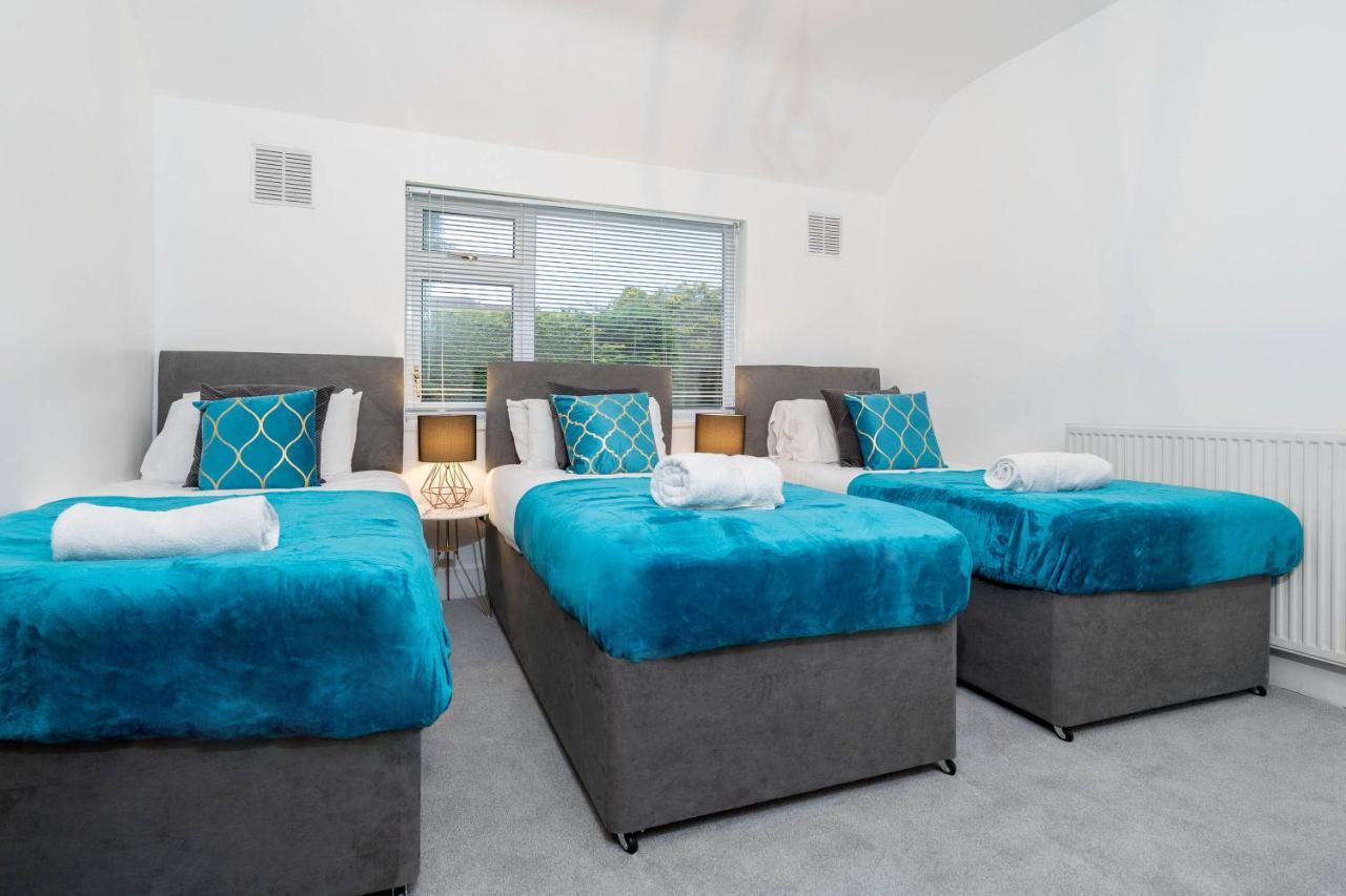 Large 4 Bedroom House - Top Rated - Off-Street Parking - Garden - Sleeps 9 - Contractors - Groups - Pool Table Northfield Kültér fotó